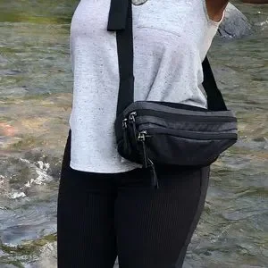 Sherpani qube hip pack hotsell